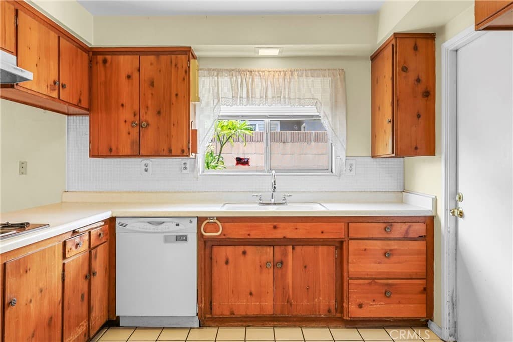 Home at 1676 E Wingate Street, Covina — photo 12 of 12