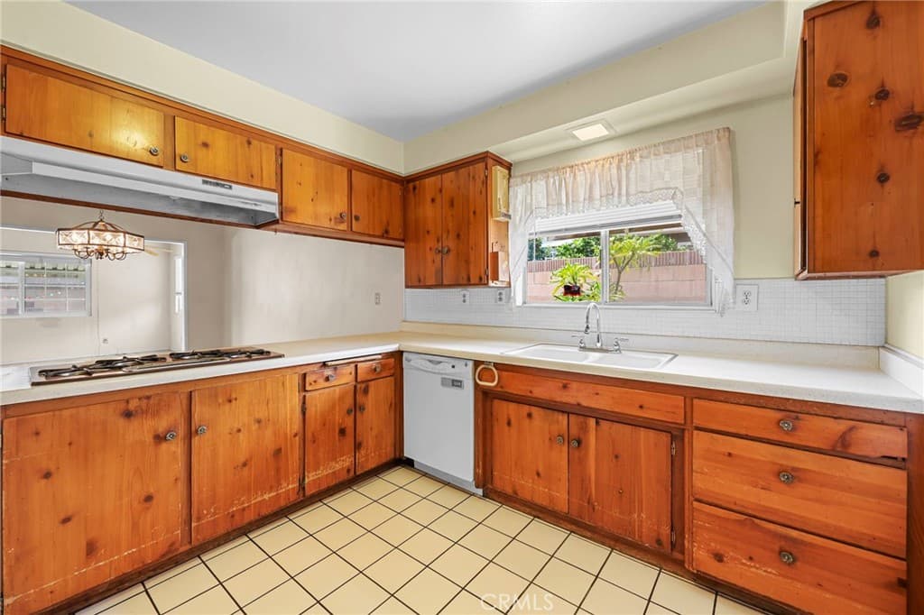 Home at 1676 E Wingate Street, Covina — photo 8 of 12