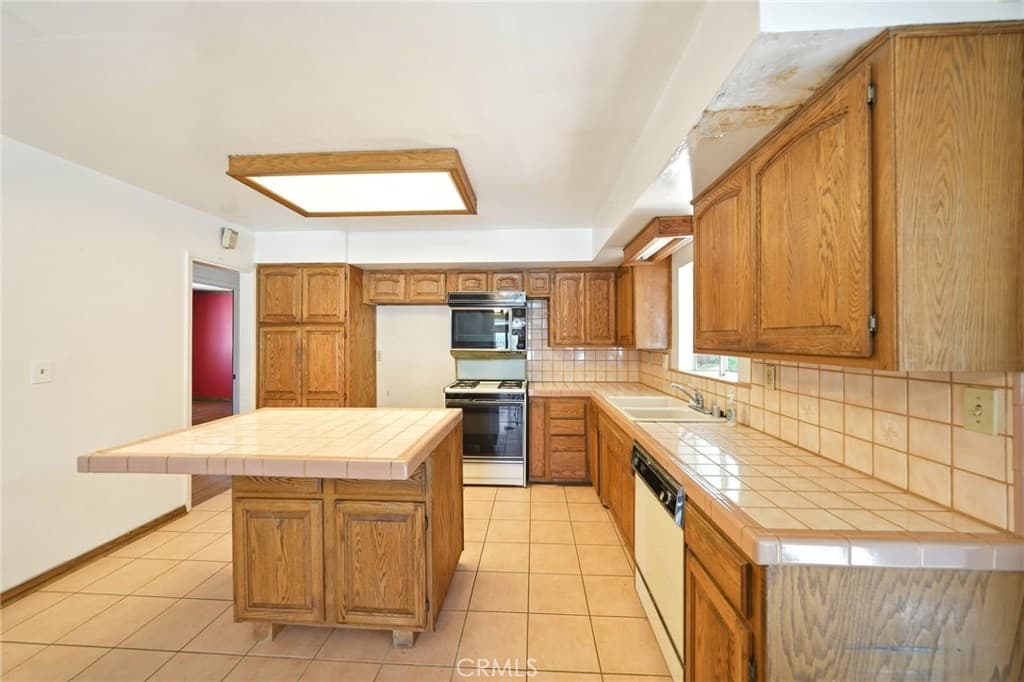 Home at 19913 E Rambling Road, Covina — photo 12 of 12