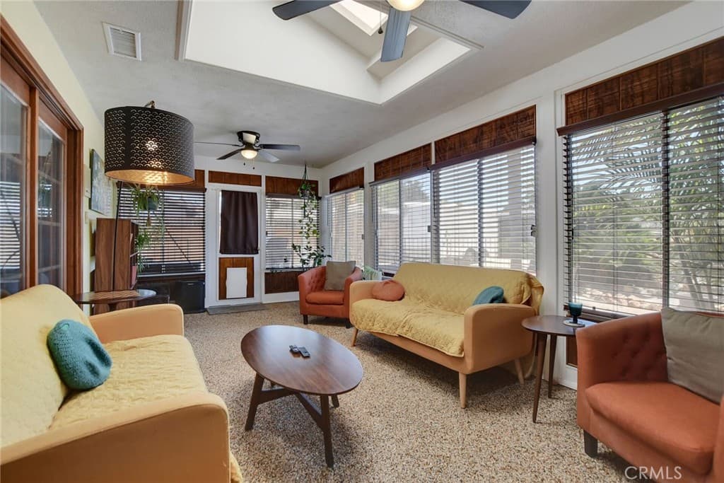 Home at 510 Fernshaw, La Verne — photo 4 of 12