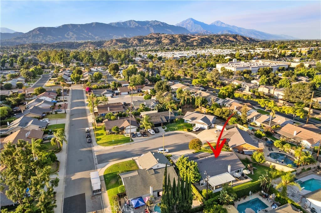 Home at 1814 Wicker Way, La Verne — photo 4 of 12