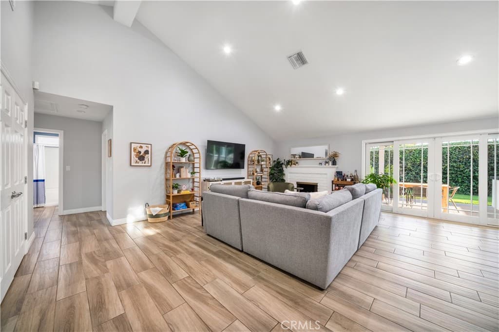 Home at 1814 Wicker Way, La Verne — photo 8 of 12