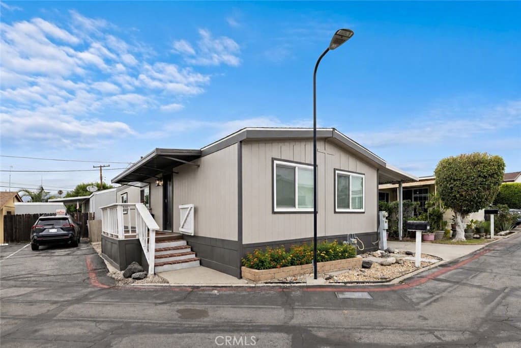 Home at 19850 E Arrow F15, Covina — photo 2 of 12