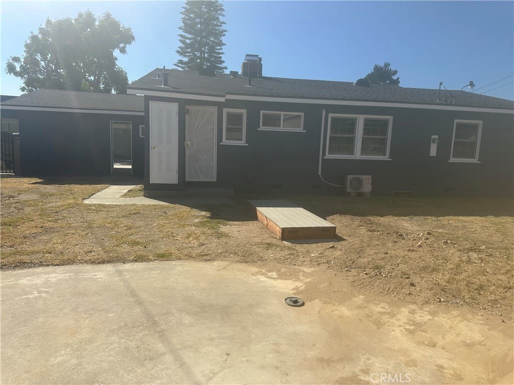 Home at 4455 N Lark Ellen Lane, Covina — photo 9 of 12
