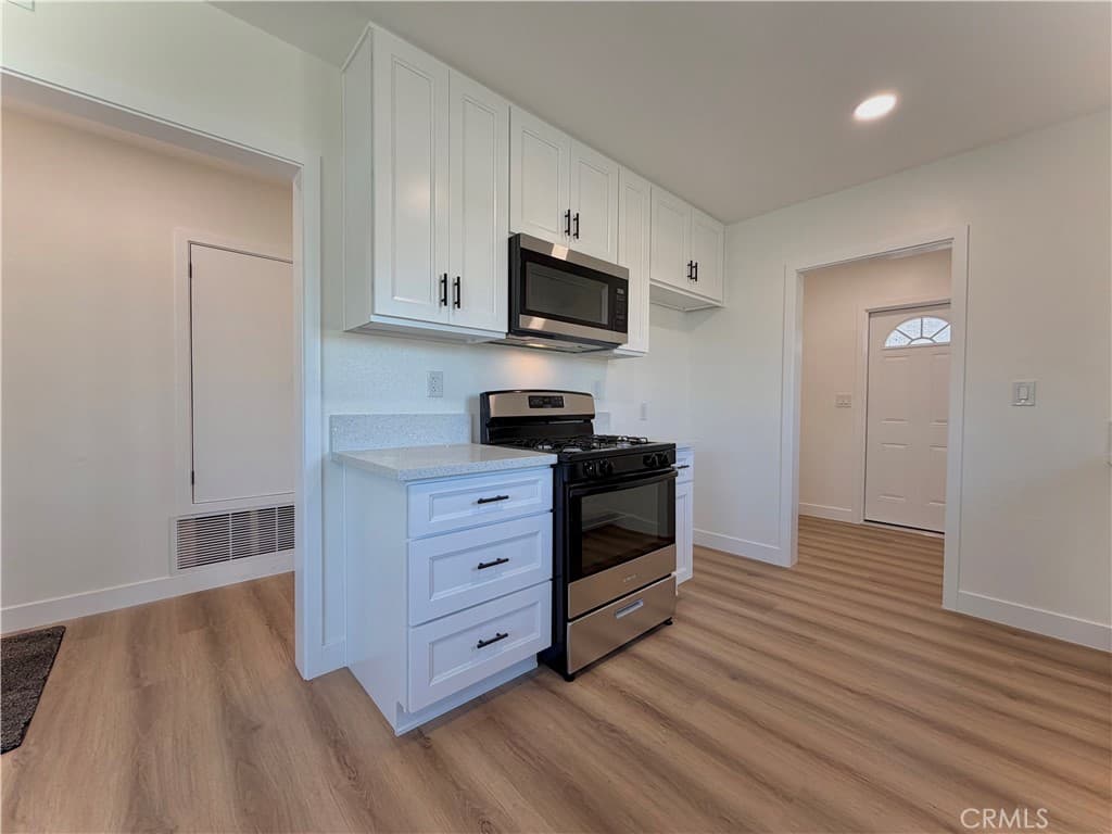 Home at 682 E La Verne Avenue, Pomona — photo 5 of 12