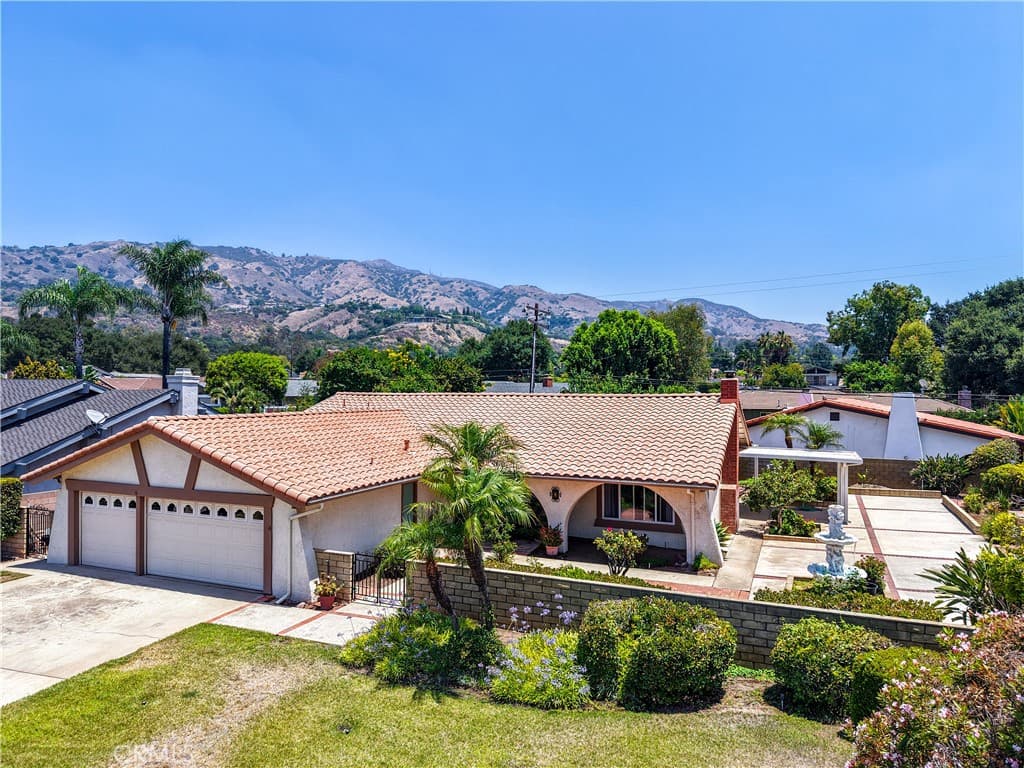 Home at 1741 BRANCH OAK Drive, Glendora — photo 3 of 12
