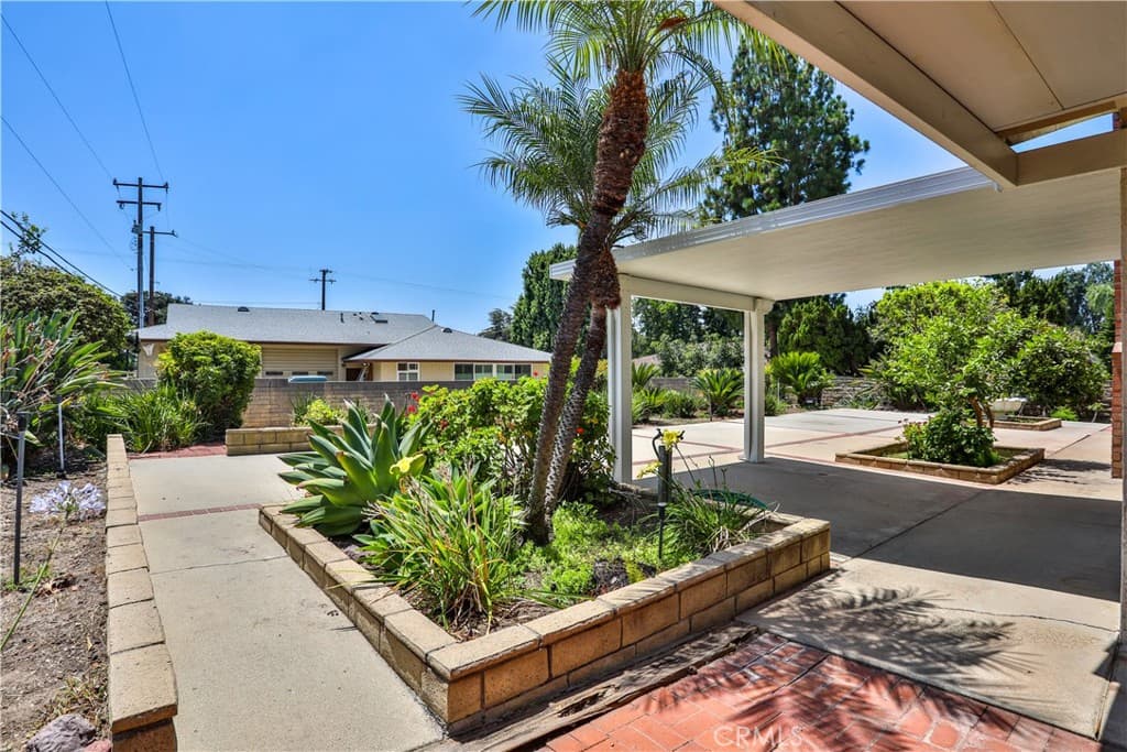 Home at 1741 BRANCH OAK Drive, Glendora — photo 8 of 12