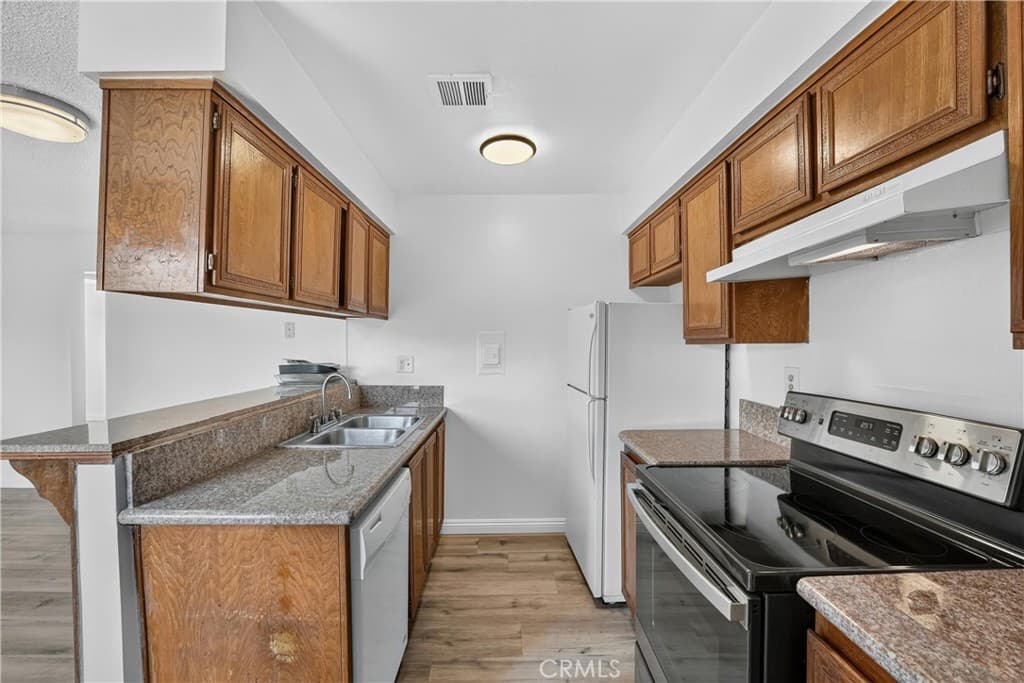 Condo at 18204 Via Calma 1, Rowland Heights — photo 7 of 12