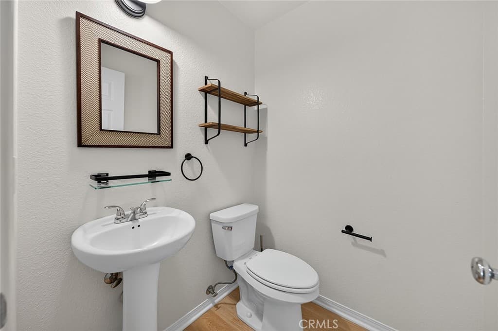 Townhouse at 182 Principia Court, Claremont — photo 6 of 12