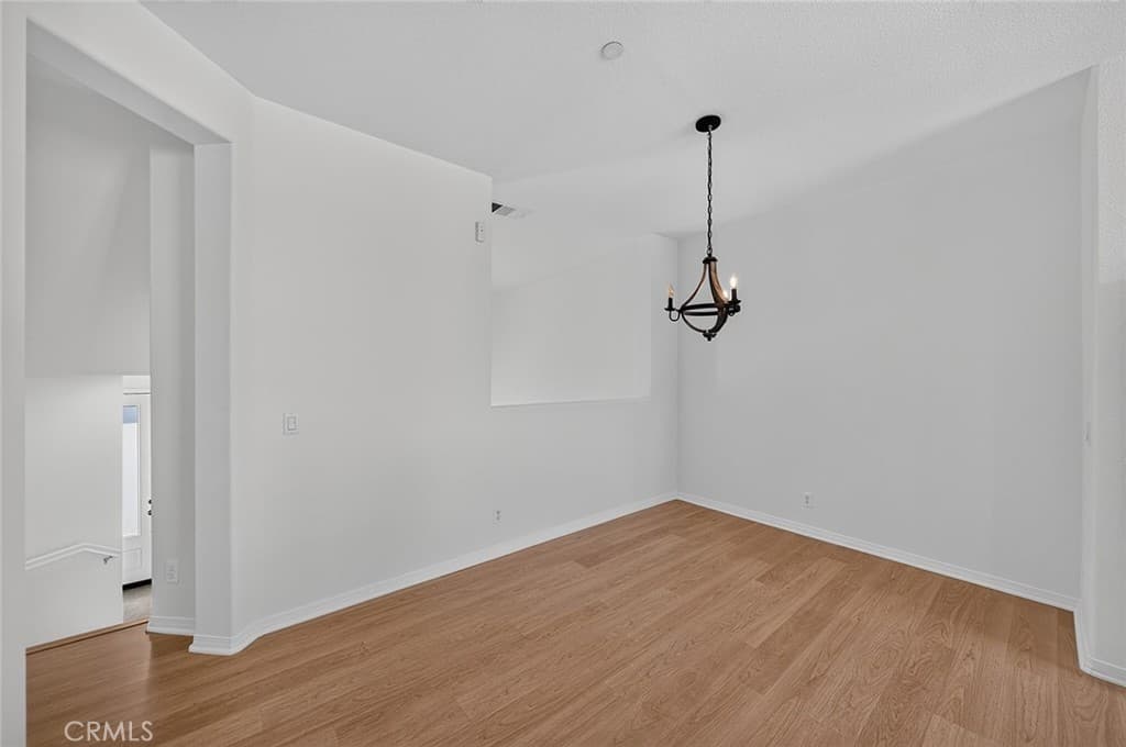 Townhouse at 182 Principia Court, Claremont — photo 7 of 12