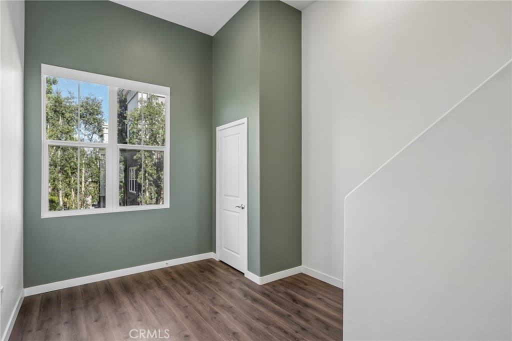 Condo at 228 S San Dimas Avenue, San Dimas — photo 11 of 12