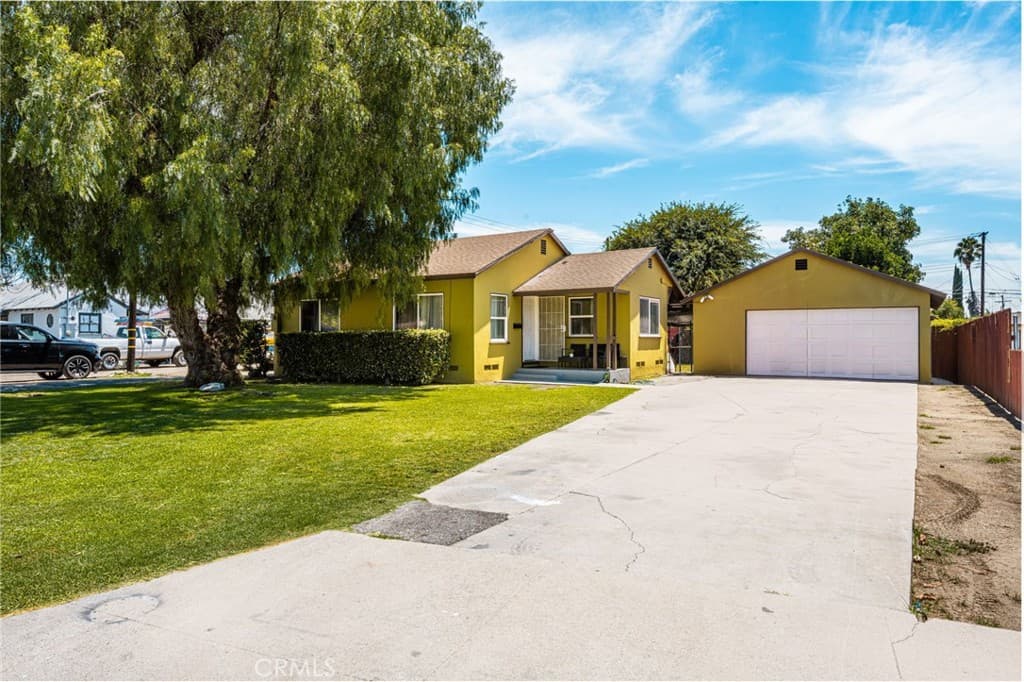 Multi-Family at 11318 Ranchito, El Monte — photo 1 of 12