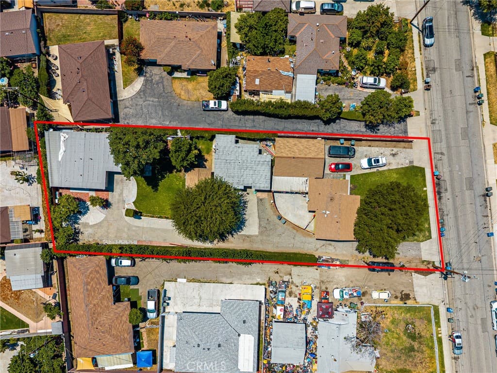 Multi-Family at 11318 Ranchito, El Monte — photo 4 of 12