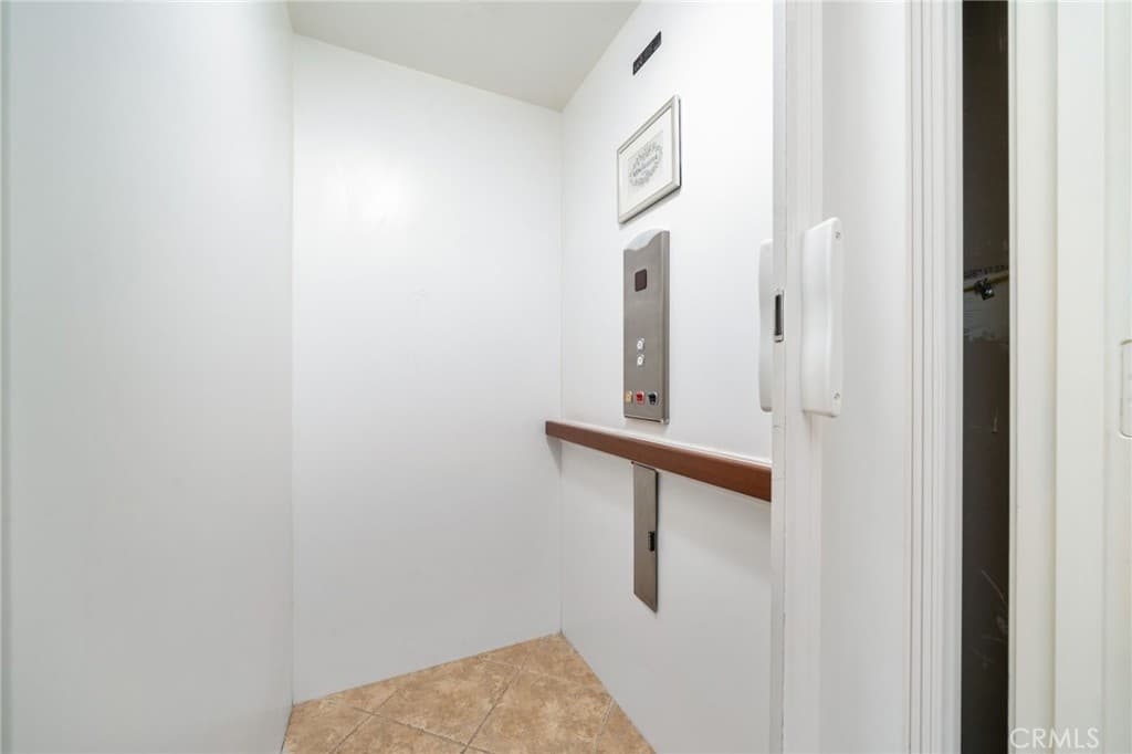Condo at 704 W 1st Street, Claremont — photo 5 of 12