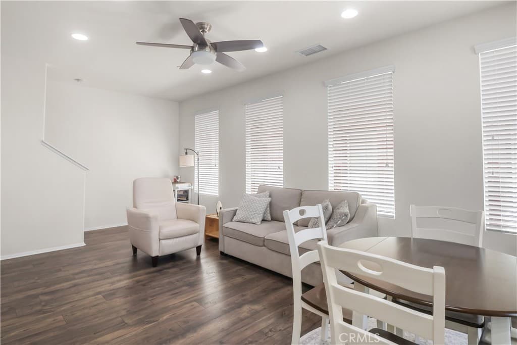 Condo at 422 W Route 66 28, Glendora — photo 12 of 12