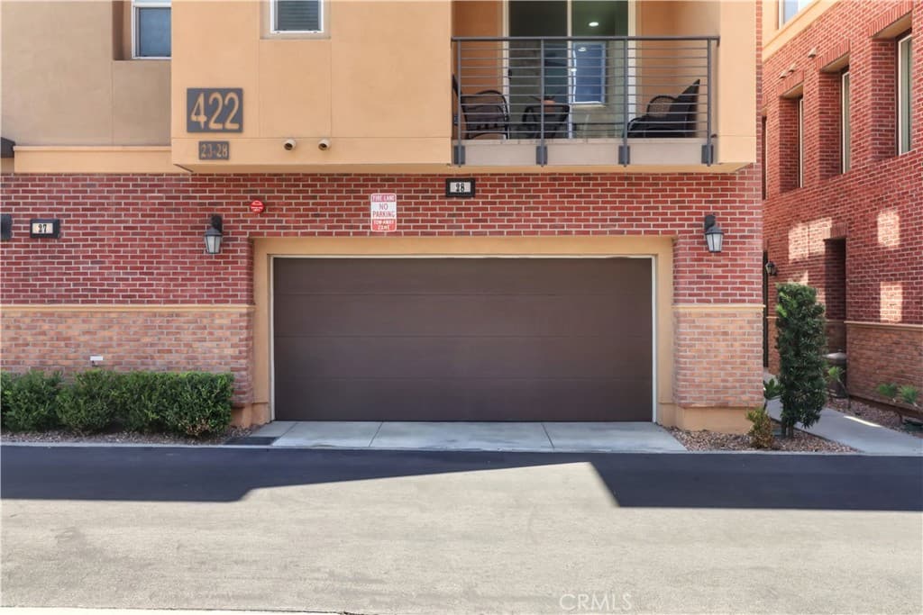 Condo at 422 W Route 66 28, Glendora — photo 6 of 12