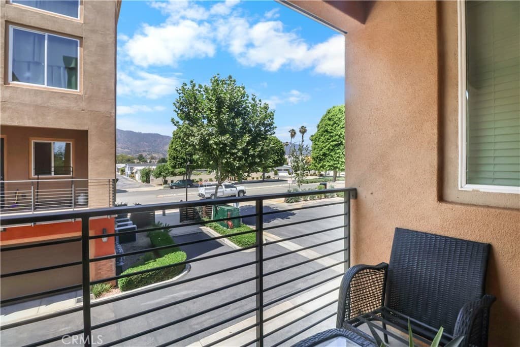 Condo at 422 W Route 66 28, Glendora — photo 7 of 12