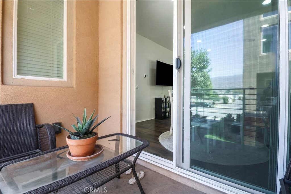 Condo at 422 W Route 66 28, Glendora — photo 8 of 12