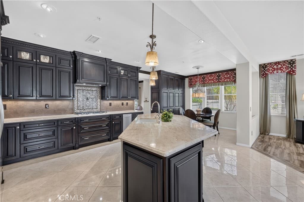 Home at 2560 Galicia, La Verne — photo 12 of 12