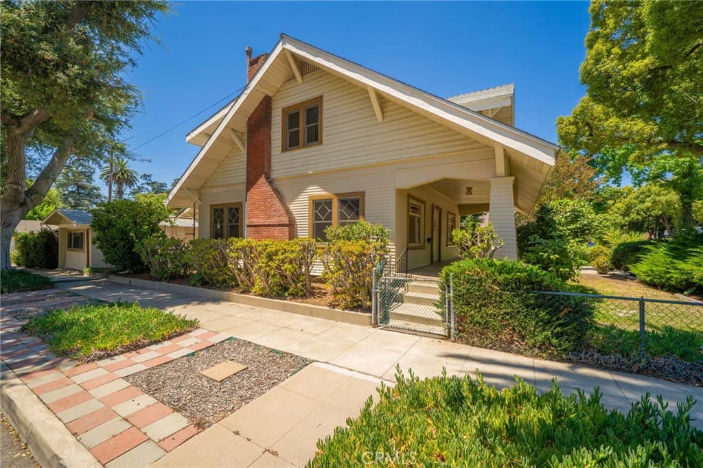 Home at 2382 Bonita Avenue, La Verne — photo 3 of 12