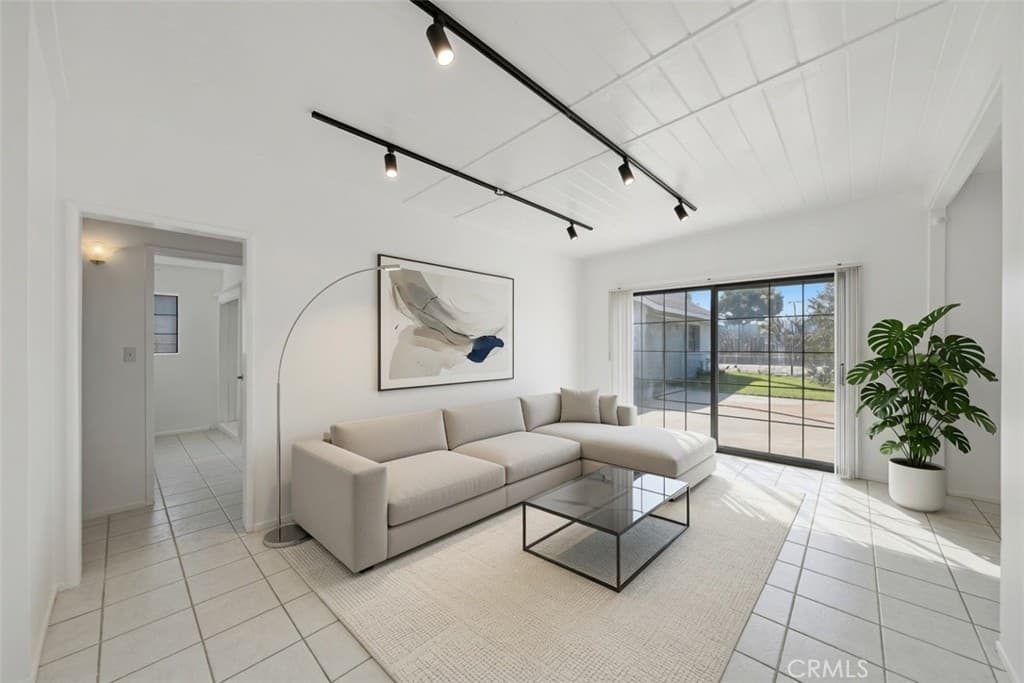 Home at 4009 Big Dalton, Baldwin Park — photo 9 of 12