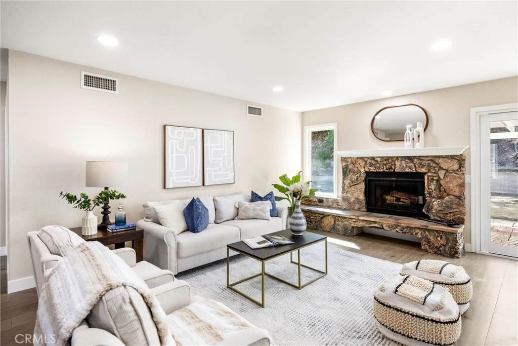 Home at 1274 Redwood View Drive, Pomona — photo 4 of 12