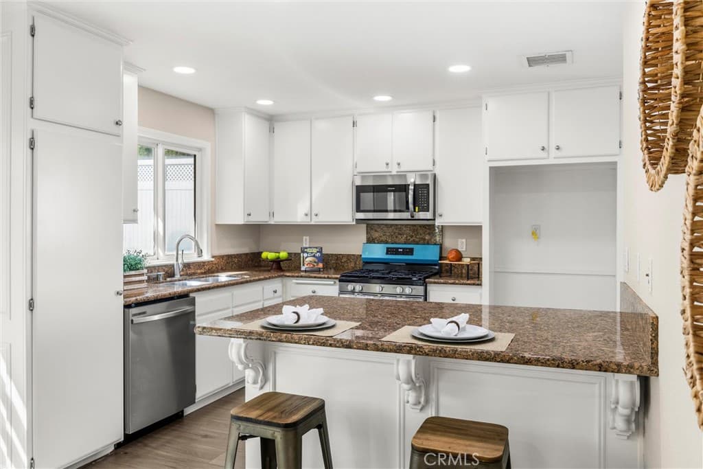 Home at 1274 Redwood View Drive, Pomona — photo 9 of 12