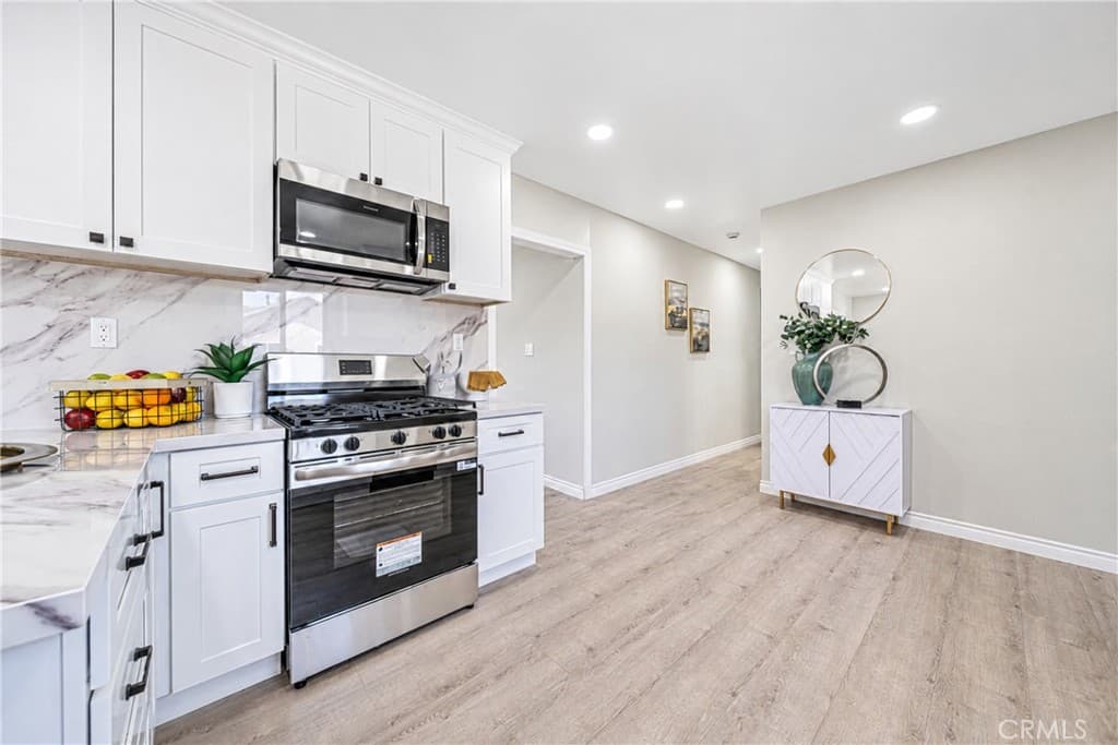 Home at 1404 E Louisa Avenue, West Covina — photo 6 of 12