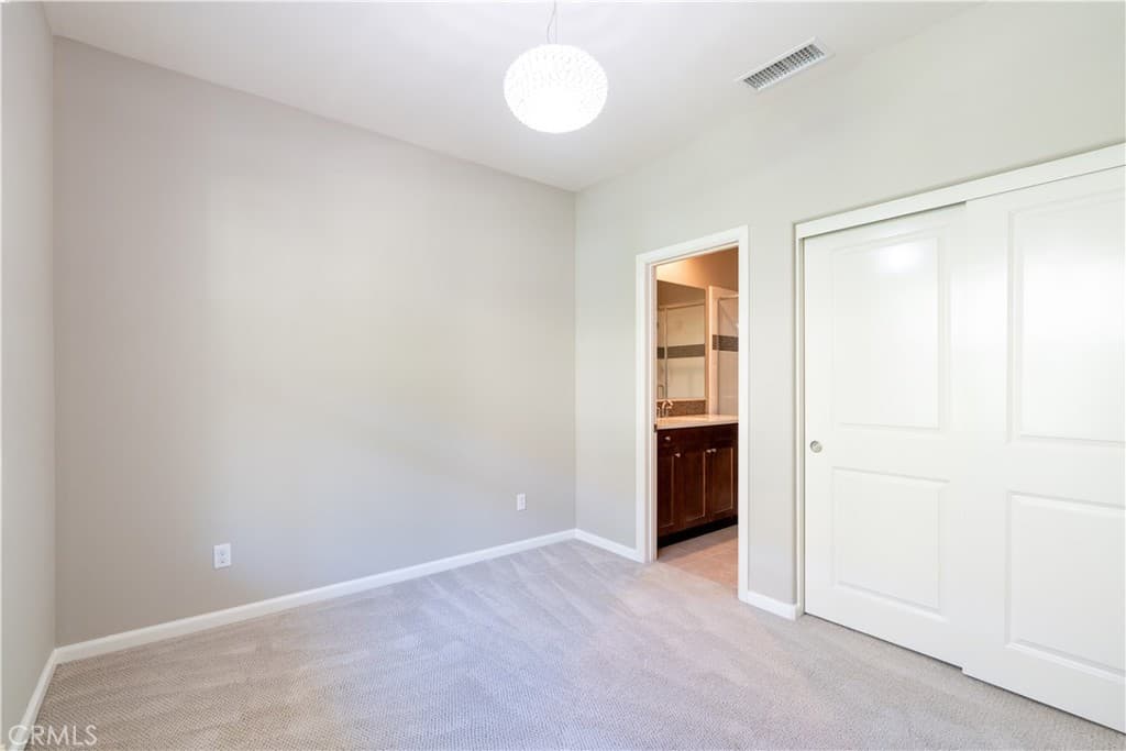 Townhouse at 812 Citrus Court, Claremont — photo 6 of 12