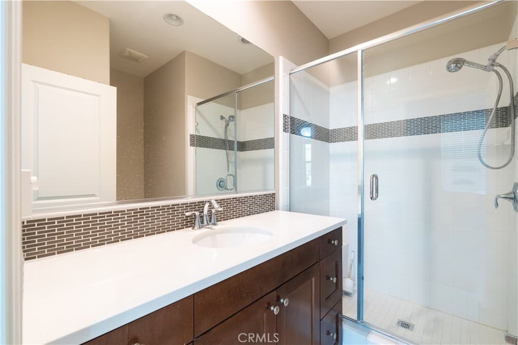 Townhouse at 812 Citrus Court, Claremont — photo 8 of 12