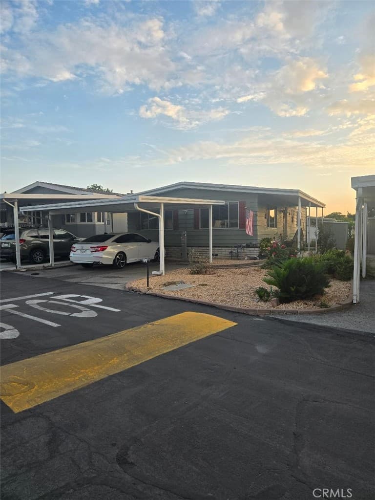 Home at 840 E Foothill Boulevard 17, Azusa — photo 1 of 12