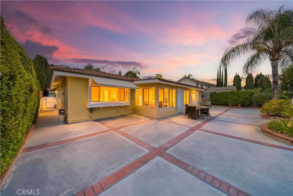 Home at 2336 Donosa Drive, Rowland Heights — photo 4 of 12