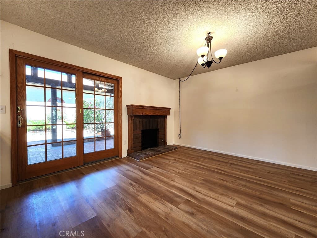 Townhouse at 1264 Tarryglen Ln, San Dimas — photo 2 of 12