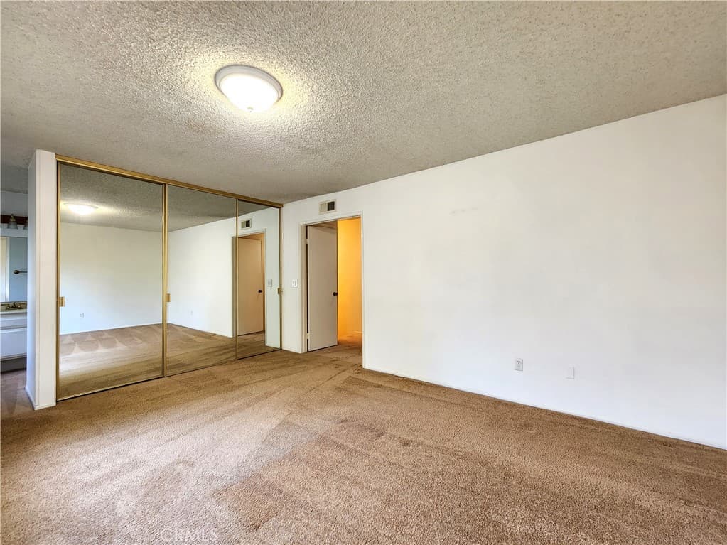 Townhouse at 1264 Tarryglen Ln, San Dimas — photo 10 of 12