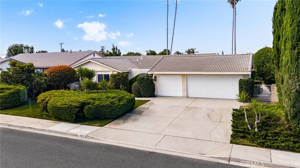 Home at 1348 Hickory, La Verne — photo 2 of 12
