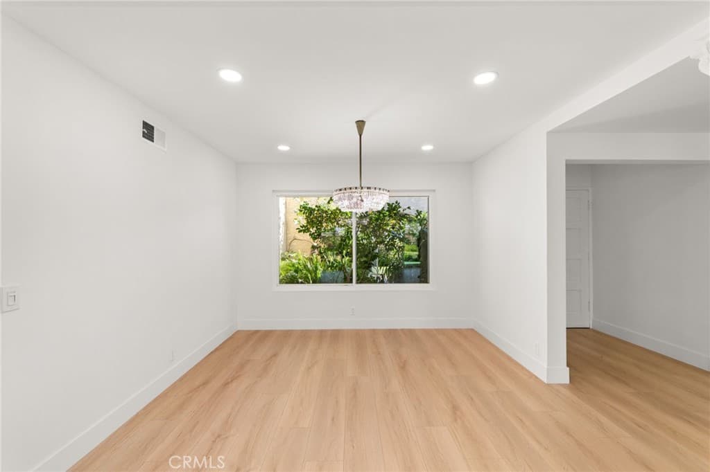 Home at 1348 Hickory, La Verne — photo 11 of 12