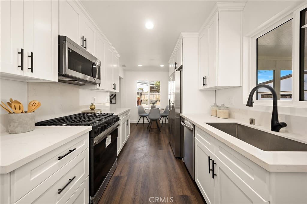 Home at 1318 Galen, Duarte — photo 4 of 12