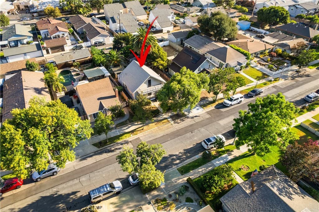 Home at 324 W 2nd Street, San Dimas — photo 8 of 12