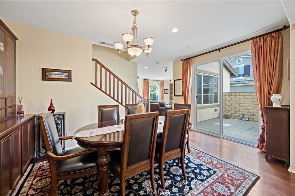 Townhouse at 729 Park View Terrace, Glendora — photo 7 of 12
