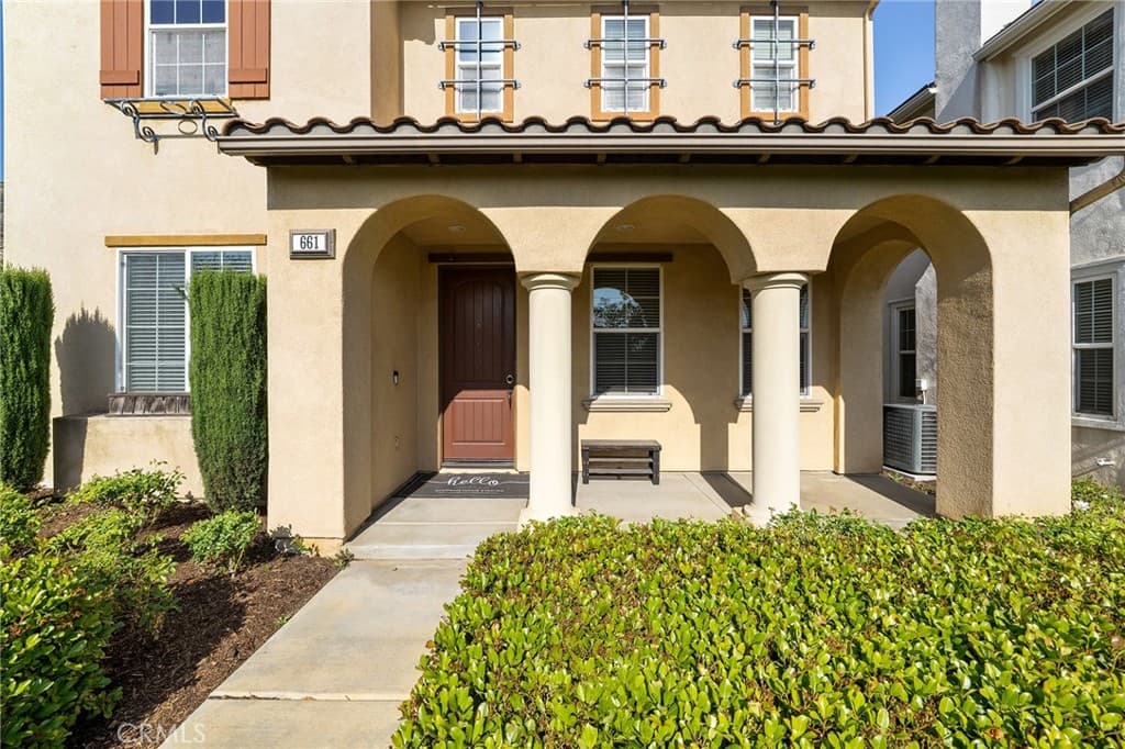 Townhouse at 661 Lavender, Azusa — photo 9 of 12
