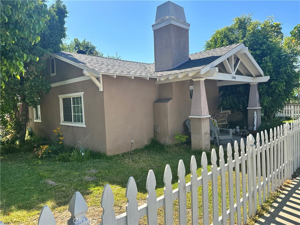 Home at 1044 N Sunset, Azusa — photo 4 of 12