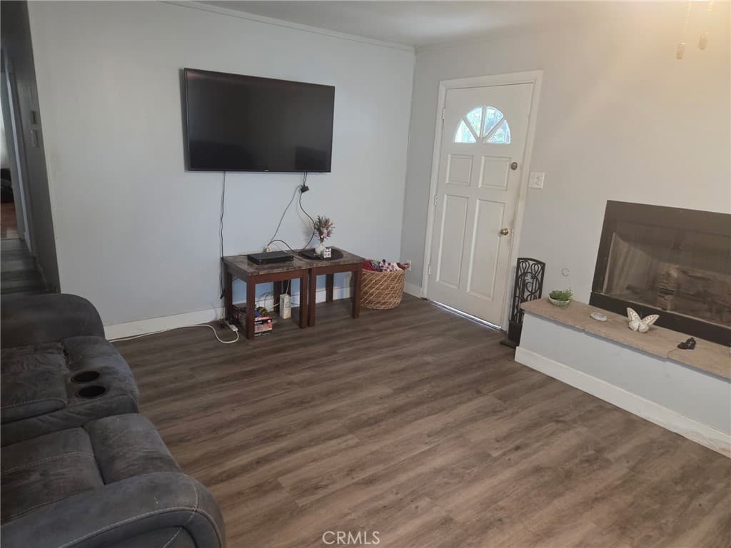 Home at 1044 N Sunset, Azusa — photo 10 of 12