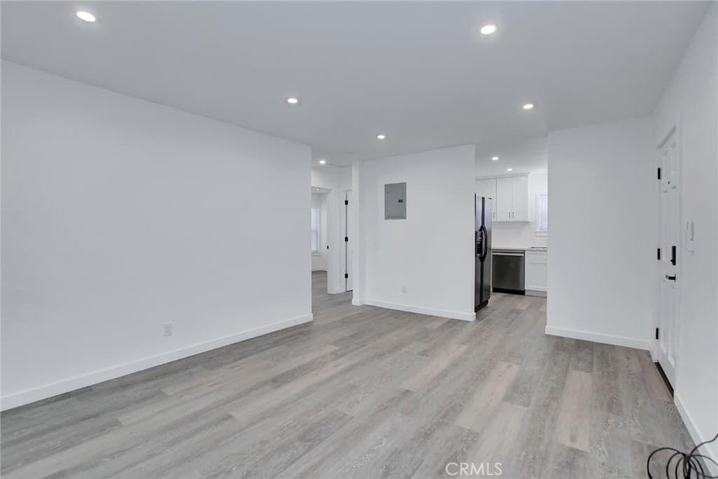 Home at 315 N San Jose, Covina — photo 11 of 12