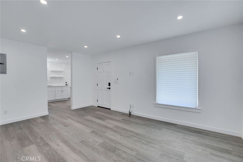 Home at 315 N San Jose, Covina — photo 10 of 12