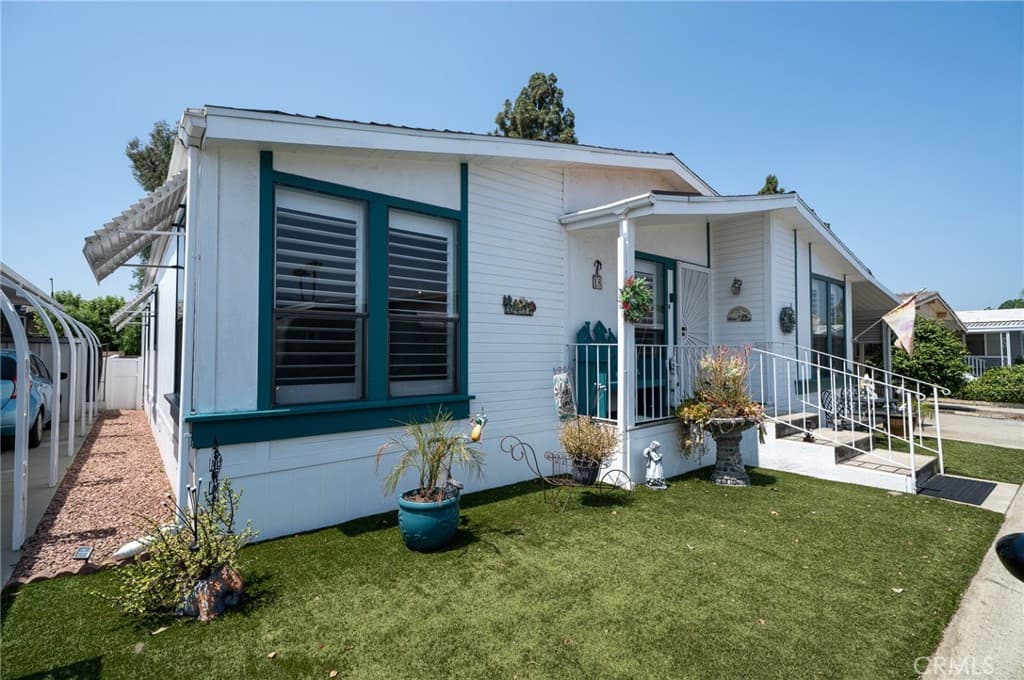 Home at 3945 Bradford Street 18, La Verne — photo 3 of 12