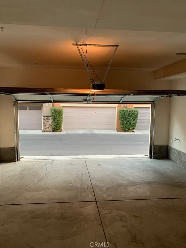 Condo at 608 Asbury Drive, Claremont — photo 3 of 9