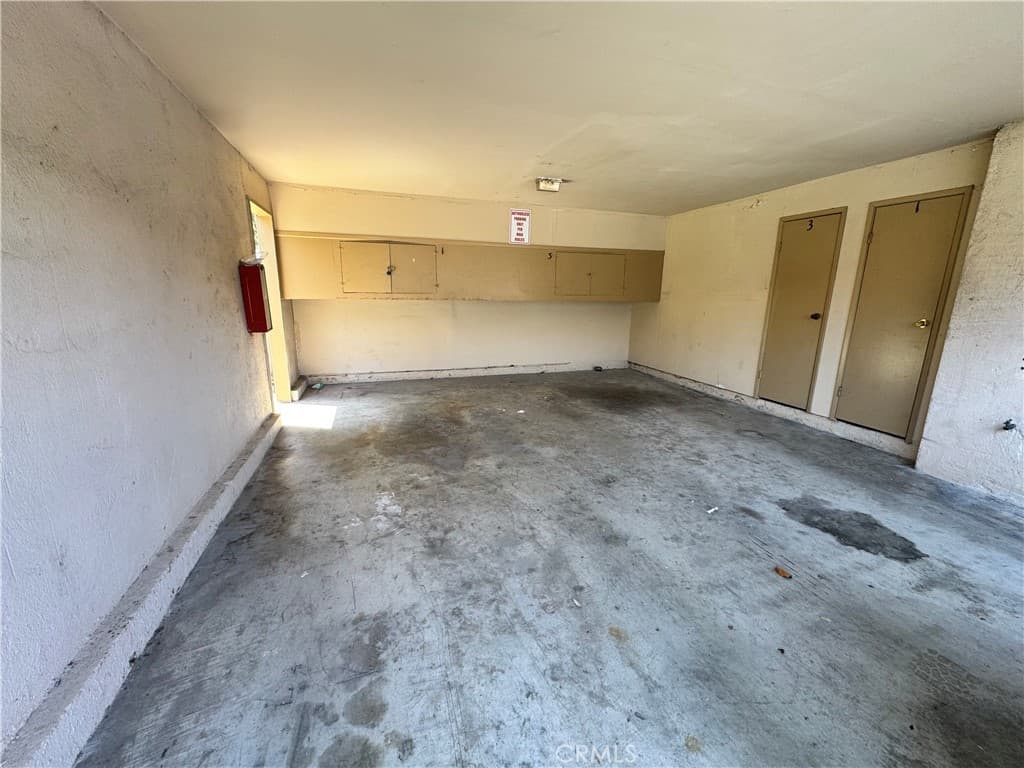 Condo at 989 W Sierra Madre, Azusa — photo 10 of 10