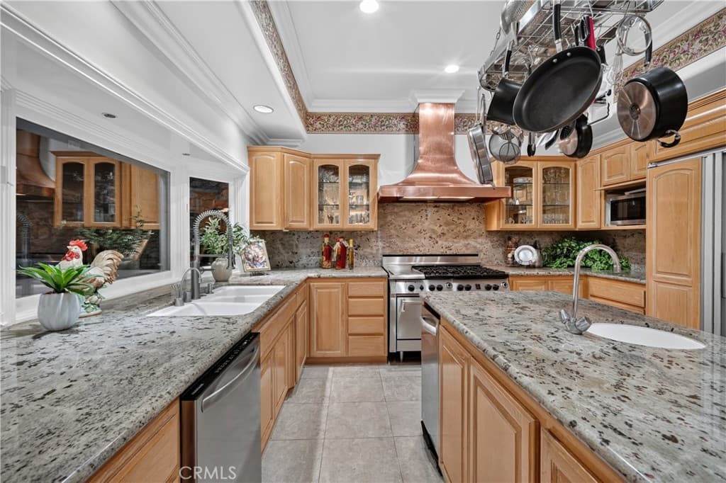 Home at 1455 Queen Summit, West Covina — photo 12 of 12