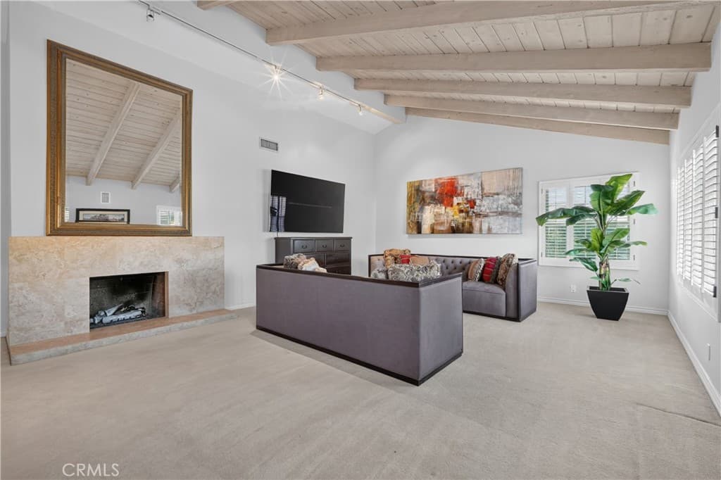 Home at 1455 Queen Summit, West Covina — photo 6 of 12