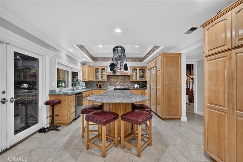 Home at 1455 Queen Summit, West Covina — photo 10 of 12